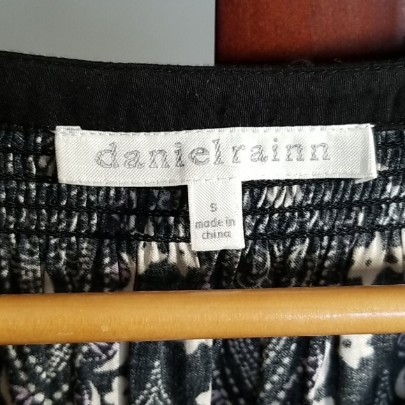 Ladies tunic style blouse - Picture 2 of 6